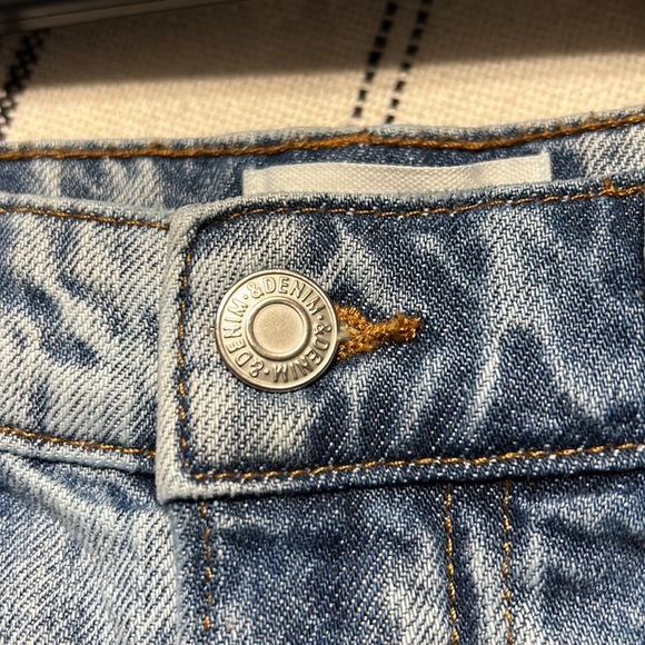 H&M High Rise Jeans - Picture 4 of 6